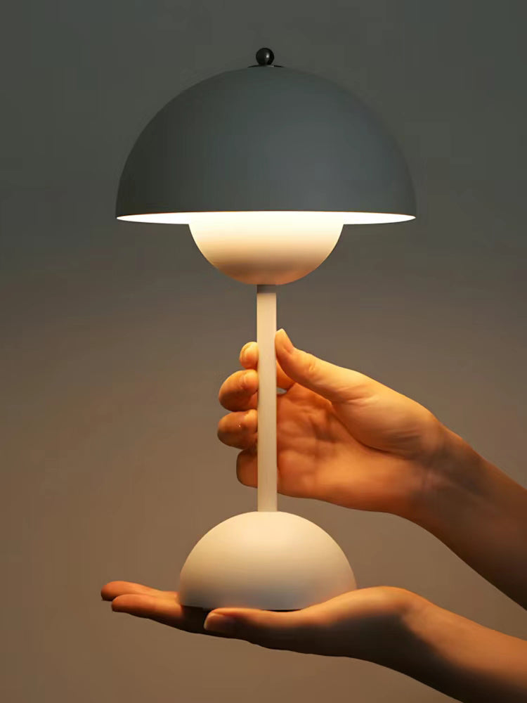 Flower Pot Table Lamps VP9 Verner Panton