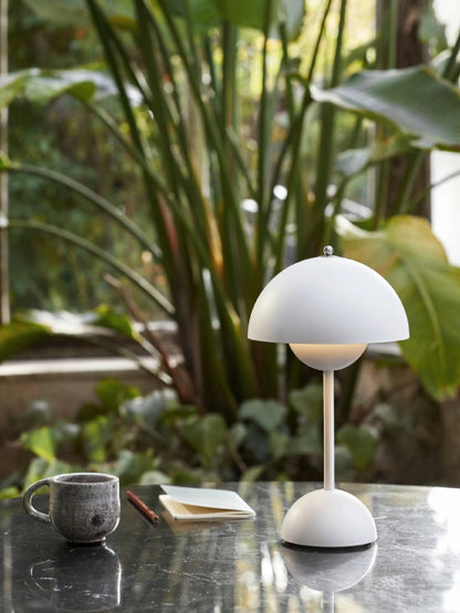 Flower Pot Table Lamps VP9 Verner Panton